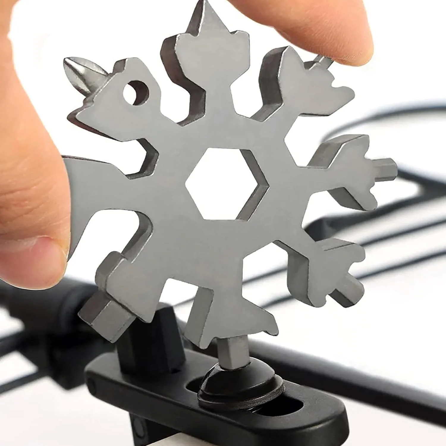 18 in 1 Multi-Purpose Snowflake Tool - 50% OFF - Image 5
